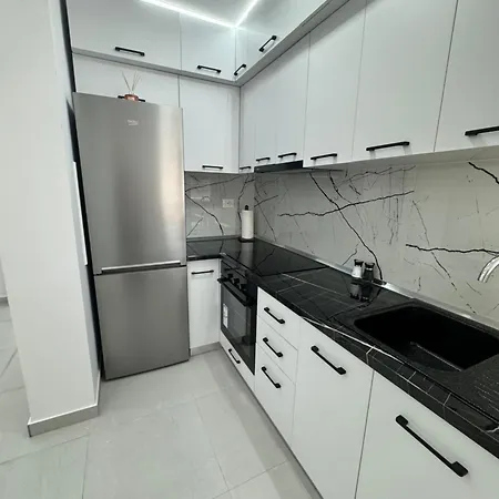 In Central * شكودر