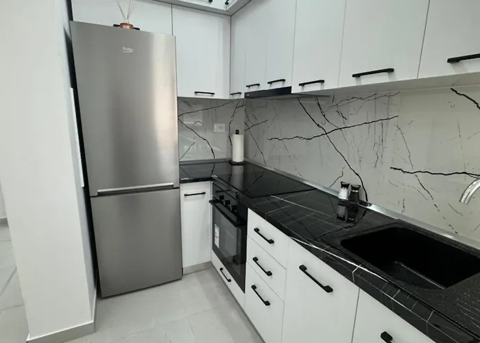 In Central * Shkoder